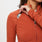 https://cdn.shopify.com/s/files/1/0139/8942/files/Q3_2023_07_AUBURN_CONTOURKNIT-JACKET_W_LOGAN_06158.jpg?v=1693594285