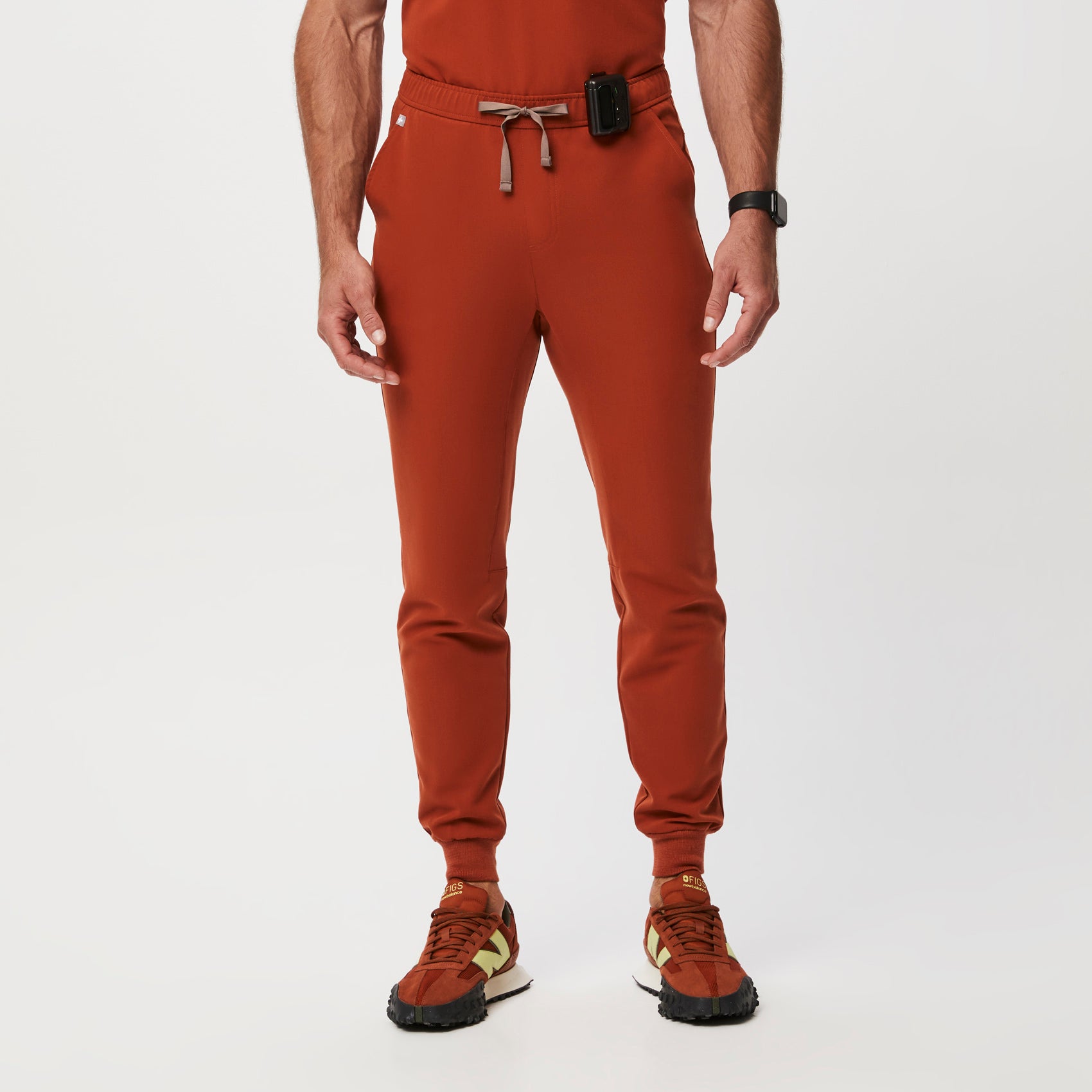 https://cdn.shopify.com/s/files/1/0139/8942/files/Q3_2023_07_AUBURN_TANSEN-SLIM_M_DAVEY_12608_6cbad92c-3e33-4f54-8a49-8d4673728c89.jpg?v=1693591574