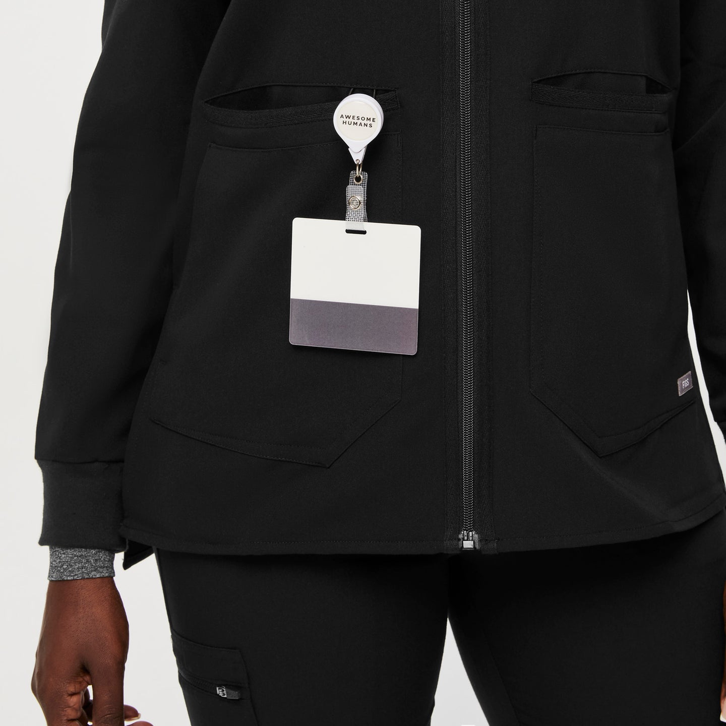 Women's Bellery Scrub Jacket Black · FIGS