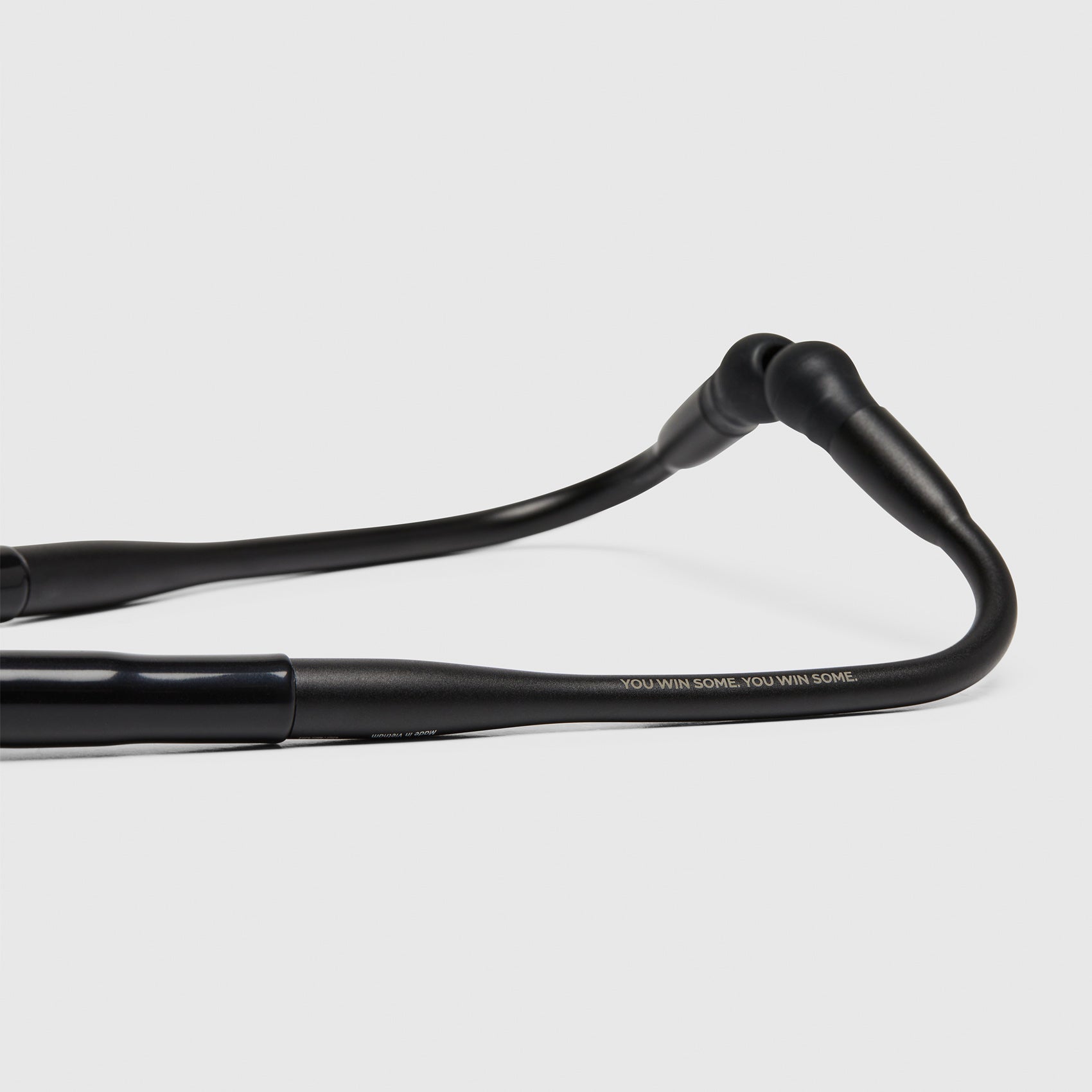 https://cdn.shopify.com/s/files/1/0139/8942/files/Q3_2023_07_BLACK_CORE-500-EAR-PIECE_U_GHOST_12047.jpg?v=1693261654