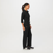 https://cdn.shopify.com/s/files/1/0139/8942/files/Q3_2023_07_BLACK_MILLER-CARGO-JUMPSUIT_W_LOGAN_06724.jpg?v=1690321026