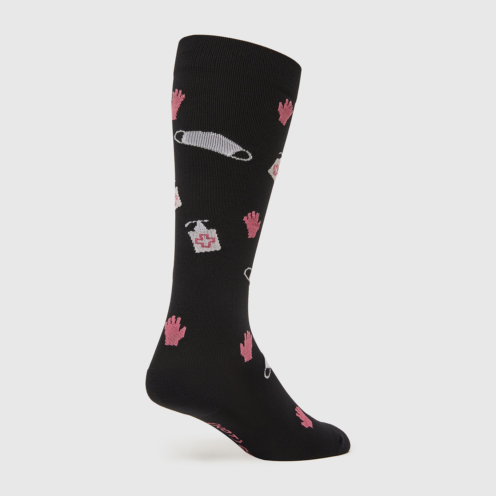 https://cdn.shopify.com/s/files/1/0139/8942/files/Q3_2023_07_BLACK_NOT_GOING_VIRAL_COMPRESSION_SOCK_M_GHOST_00180.jpg?v=1693337549