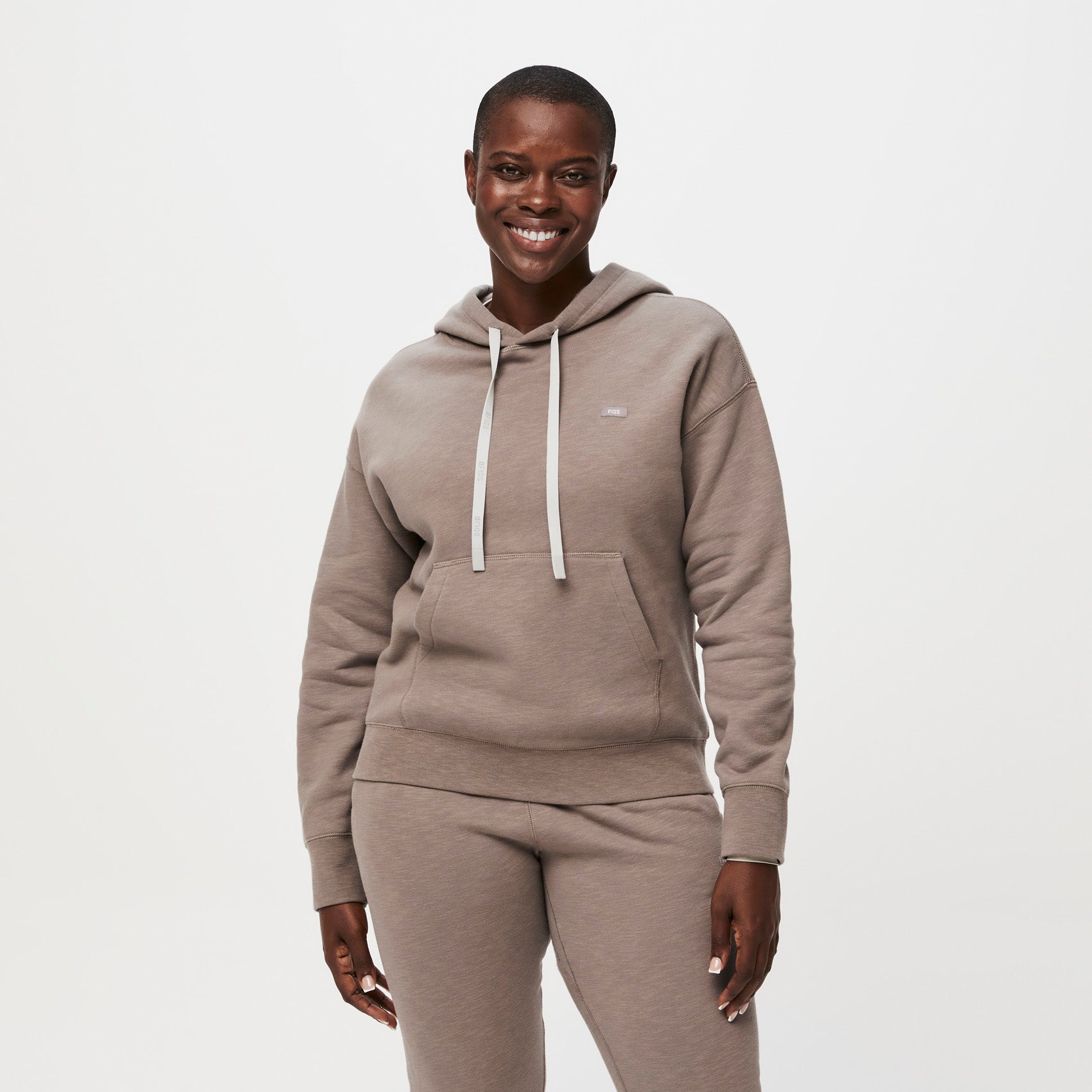 Off-Shift™ Hoodie Sweatshirt für Damen - Dunkles Rehbraun · FIGS