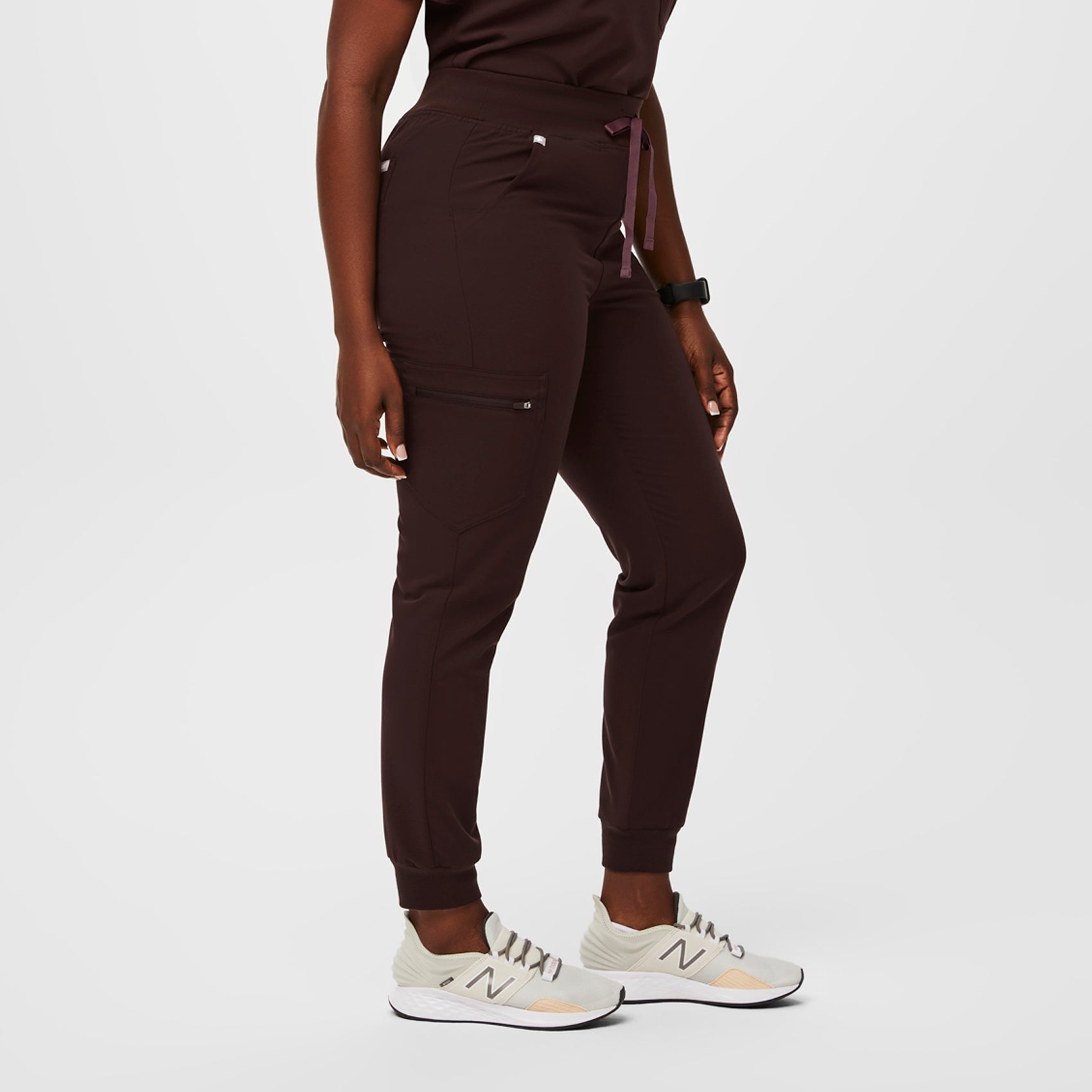 https://cdn.shopify.com/s/files/1/0139/8942/files/Q3_2023_07_ESPRESSO_HW_ZAMORA_W_SAJE_03515_89fae565-59e9-40d1-beb7-e411de202678.jpg?v=1695774061