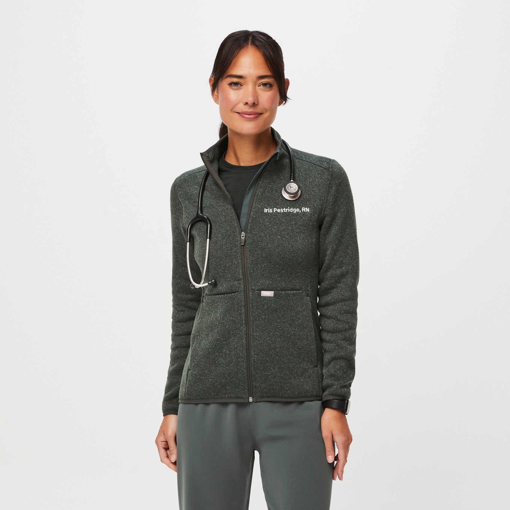 https://cdn.shopify.com/s/files/1/0139/8942/files/Q3_2023_07_HEATHERED-BONSAI_OS-SWEATER-KNIT_W_LOGAN_06583.jpg?v=1696872916
