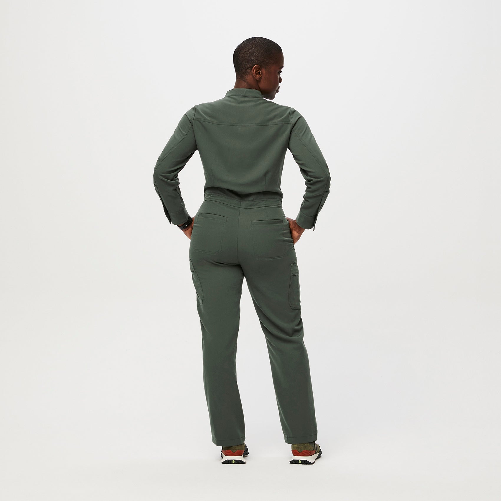 https://cdn.shopify.com/s/files/1/0139/8942/files/Q3_2023_07_MOSS_MILLER_JUMPSUIT_W_SAJE_03788.jpg?v=1695837592