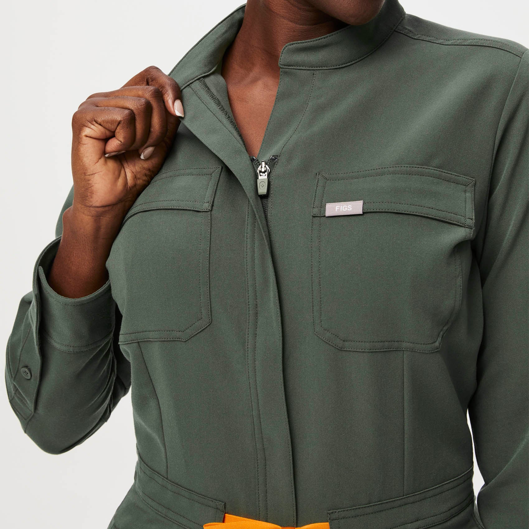https://cdn.shopify.com/s/files/1/0139/8942/files/Q3_2023_07_MOSS_MILLER_JUMPSUIT_W_SAJE_03801.jpg?v=1695837593