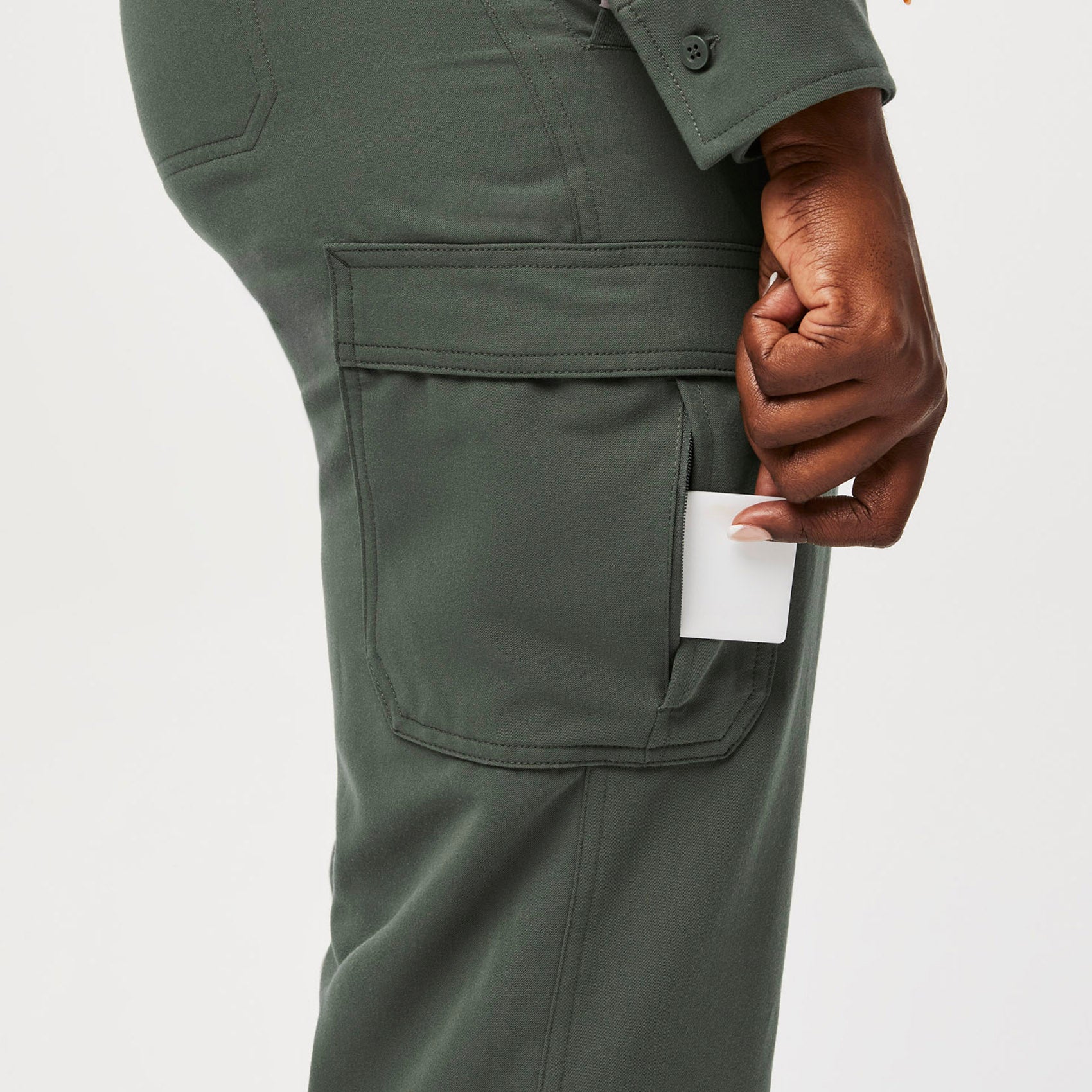 https://cdn.shopify.com/s/files/1/0139/8942/files/Q3_2023_07_MOSS_MILLER_JUMPSUIT_W_SAJE_03806.jpg?v=1695837594