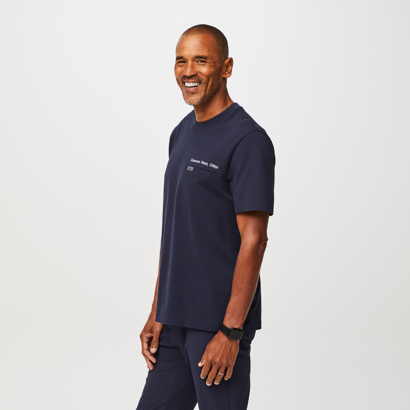 https://cdn.shopify.com/s/files/1/0139/8942/files/Q3_2023_07_NAVY_PRO-MOCK-NECK-SS_TOP_M_RICHARD_11978.jpg?v=1692833343