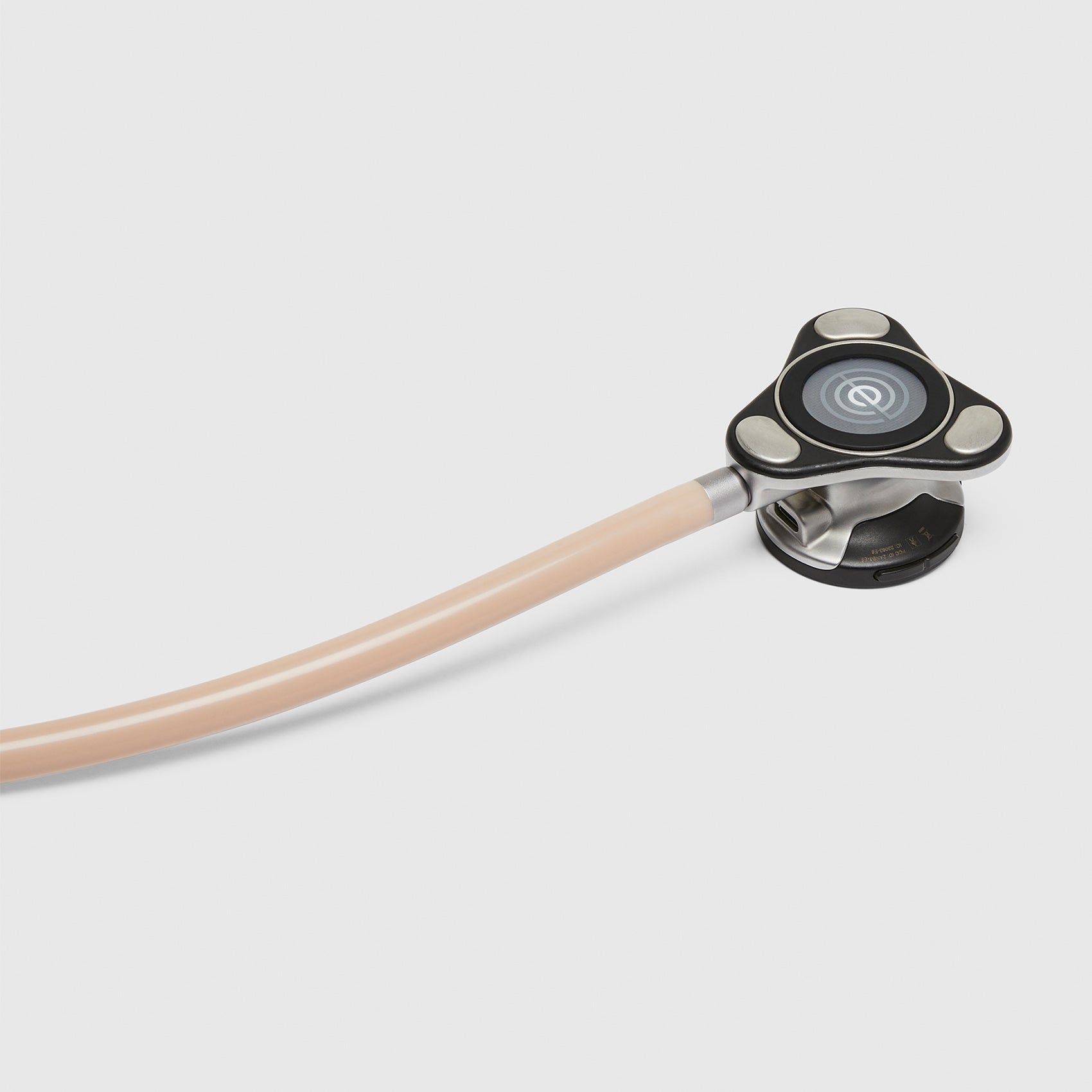 https://cdn.shopify.com/s/files/1/0139/8942/files/Q3_2023_07_SANDSTONE_CORE-500-EAR-PIECE_U_GHOST_12041_147469c3-727c-4156-b640-3c8dd8141e84.jpg?v=1693265923
