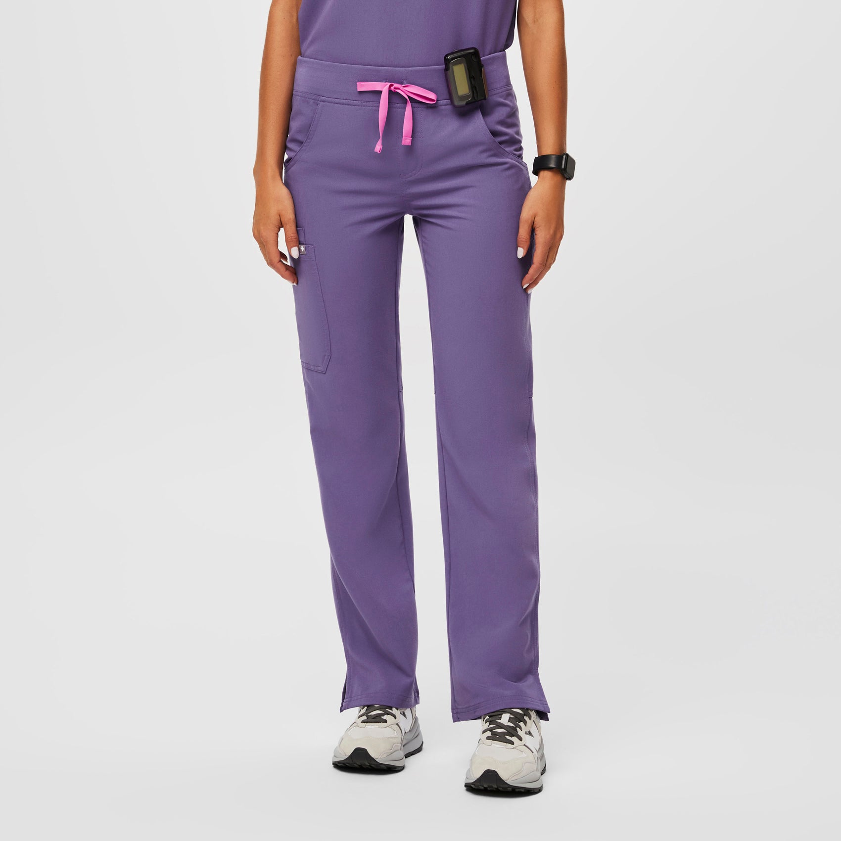 https://cdn.shopify.com/s/files/1/0139/8942/files/Q3_2023_08_AMETHYST_KADE_W_MADI_20005.jpg?v=1700011673