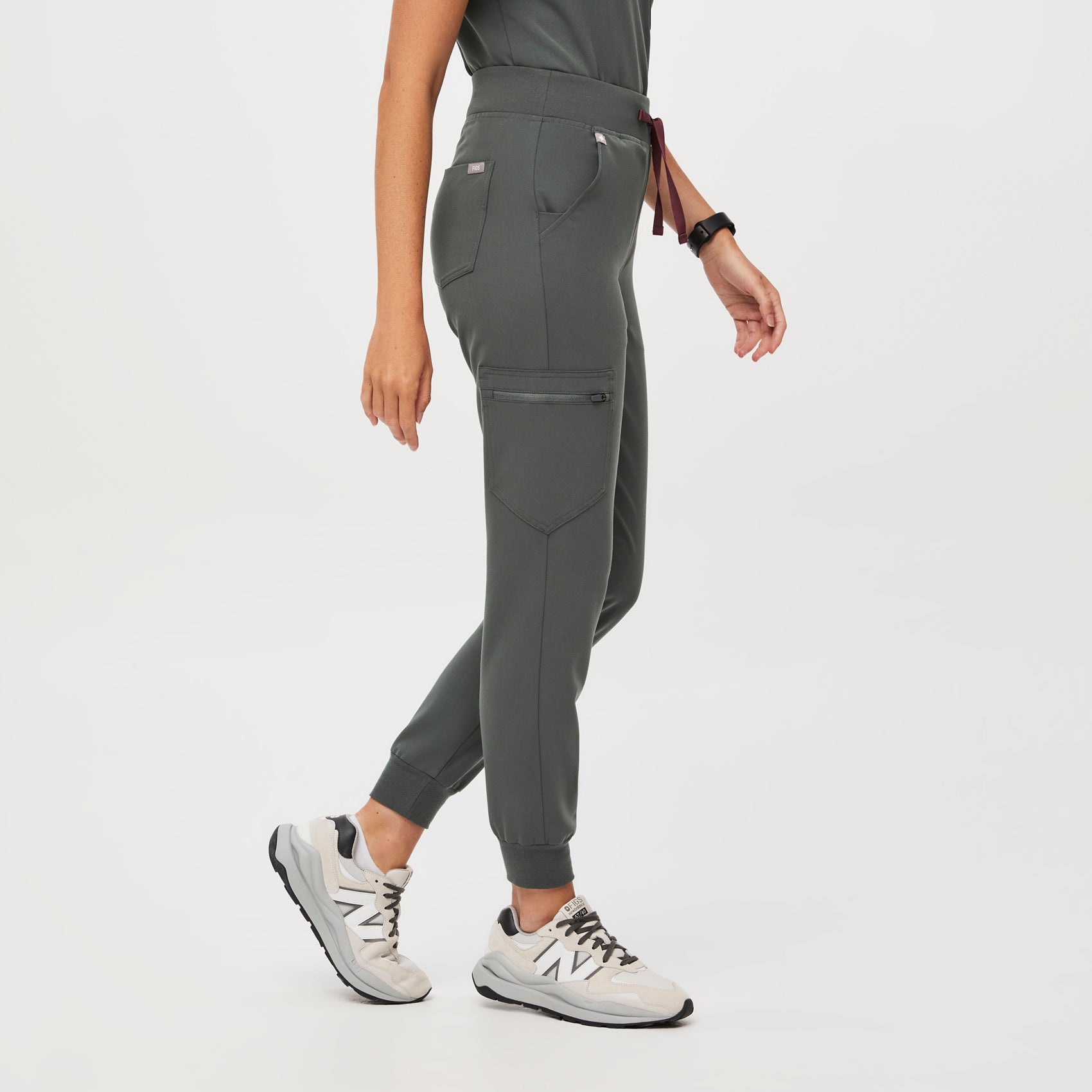 Women’s High Waisted Zamora™ Jogger Scrub Pants Bonsai · FIGS
