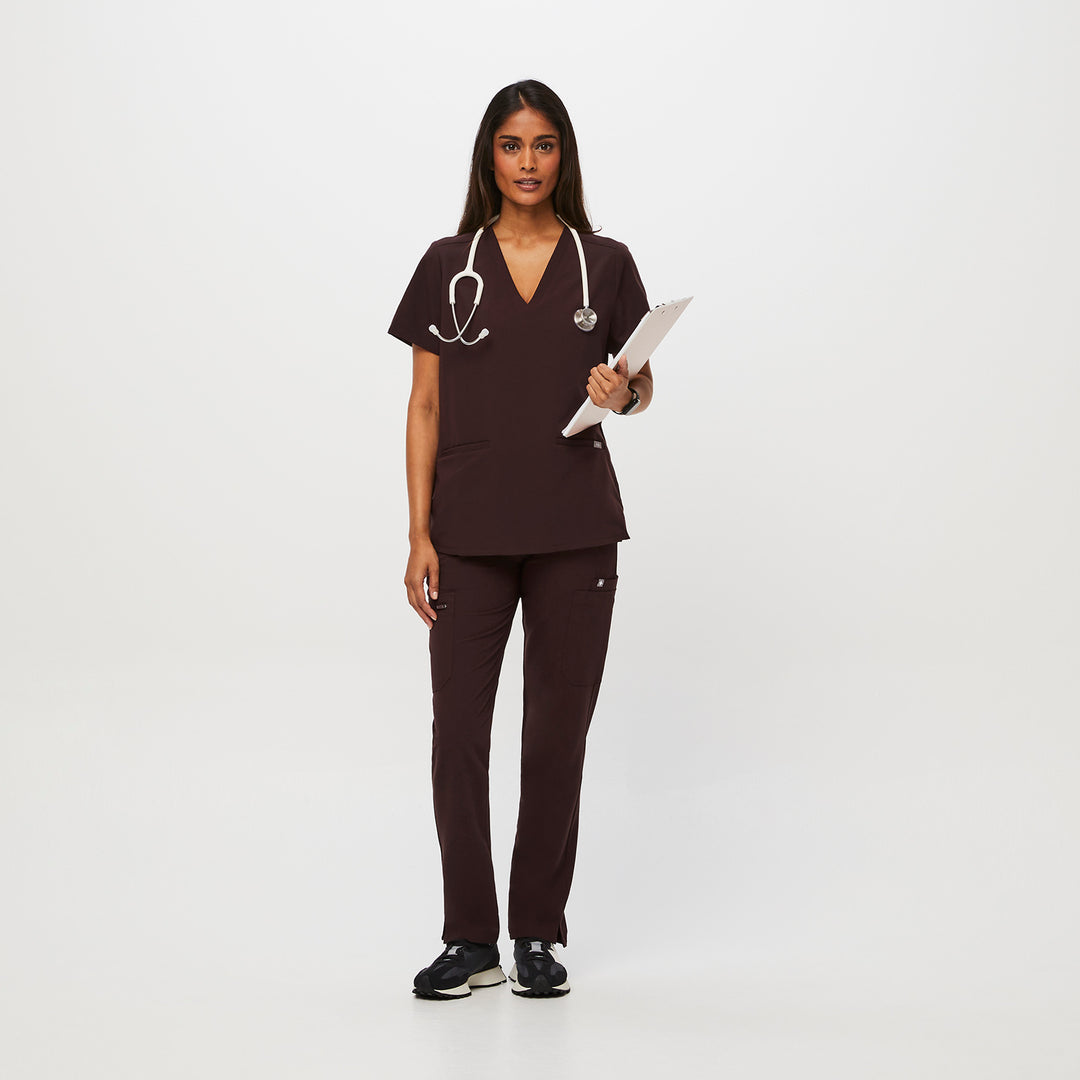 Women's Casma ThreePocket Scrub Top Espresso · FIGS