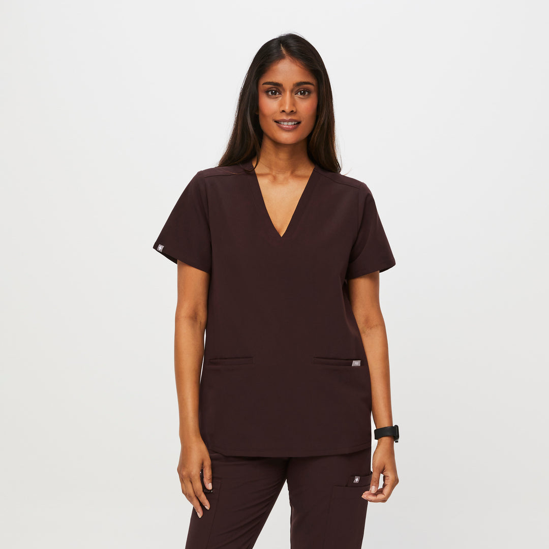 Women's Casma ThreePocket Scrub Top Espresso · FIGS