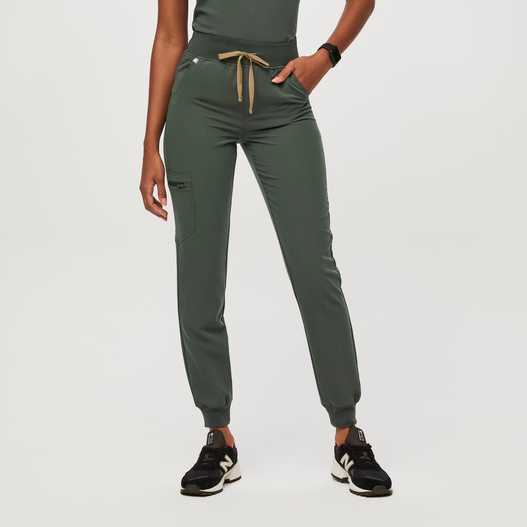 Women’s High Waisted Zamora Jogger Scrub Pants™ Moss · FIGS