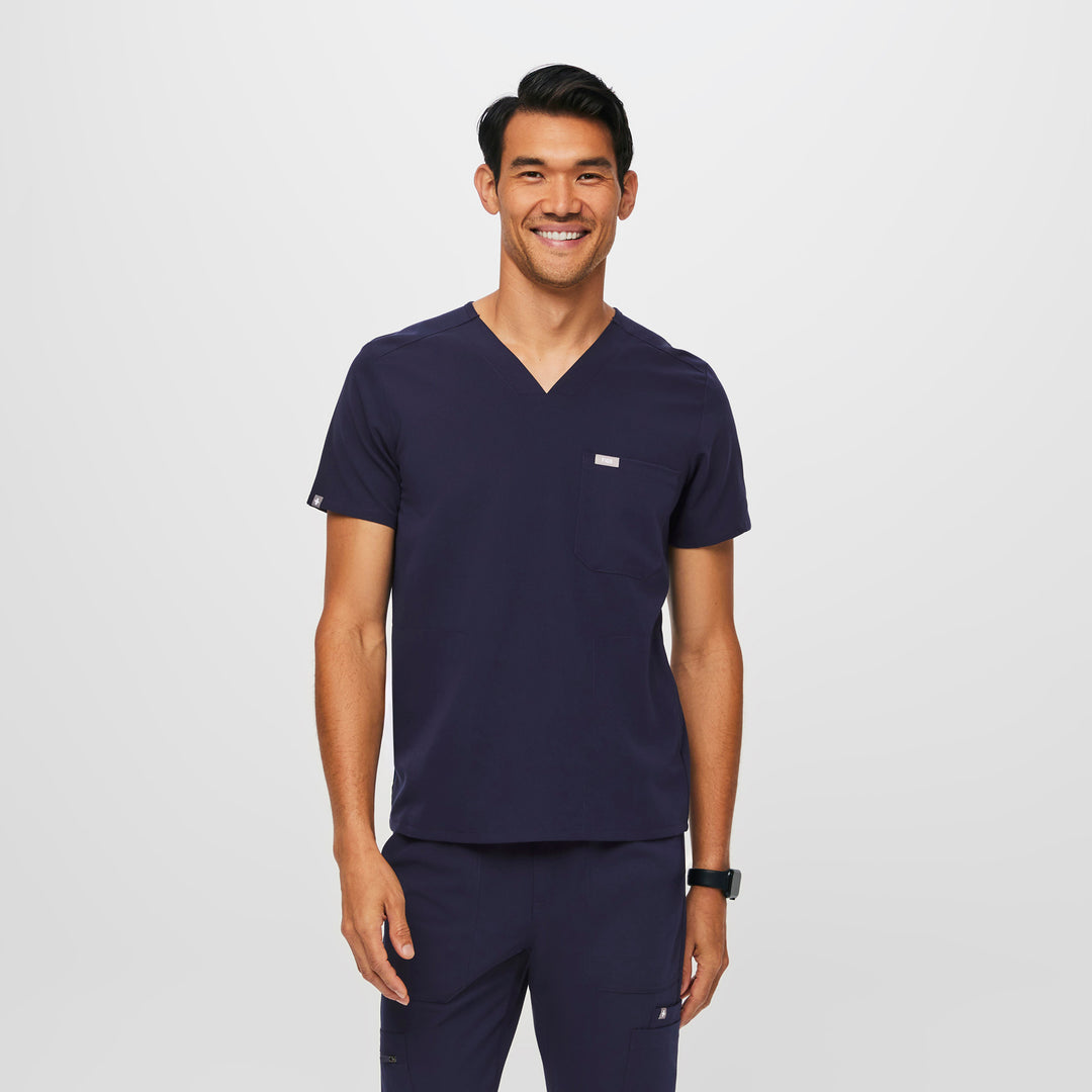 Men's Scrub Tops | FIGS