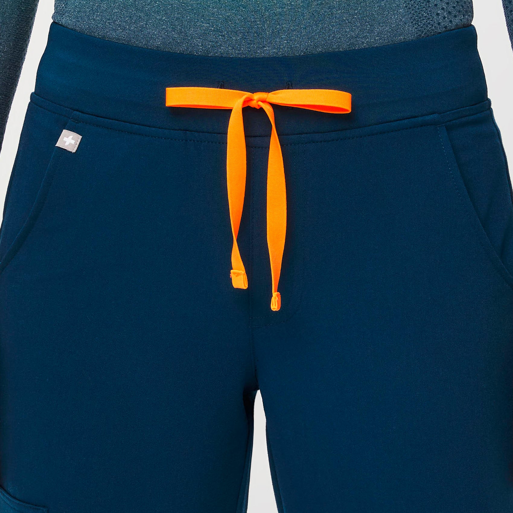 Women's Zamora™ Jogger Scrub Pants Deep Reef · FIGS