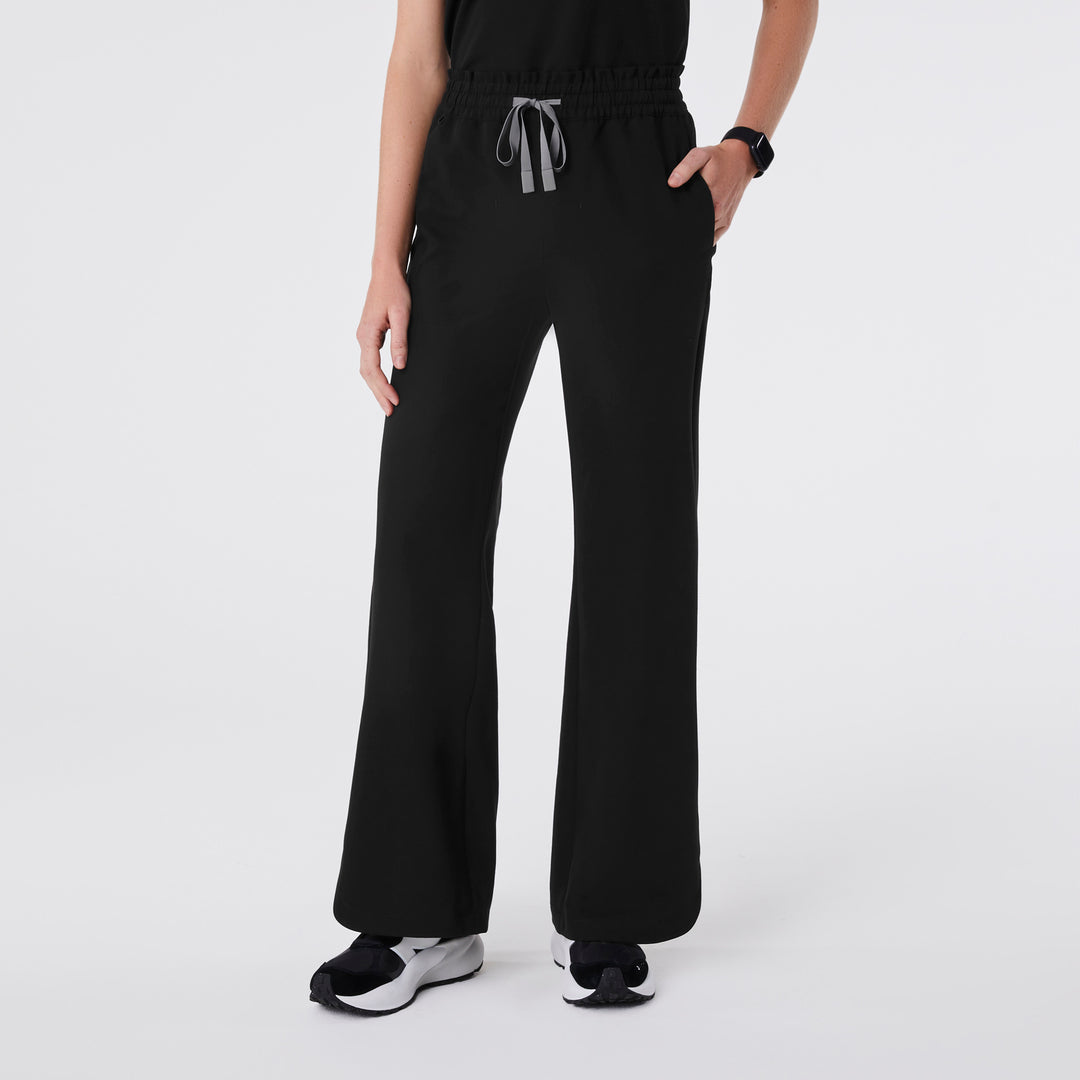 Women’s High Waisted Marseille Wide Leg Scrub Pants · FIGS