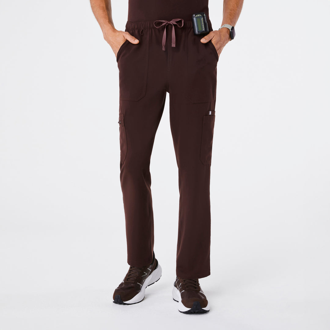 Men's Cairo Cargo Scrub Pants™ · FIGS