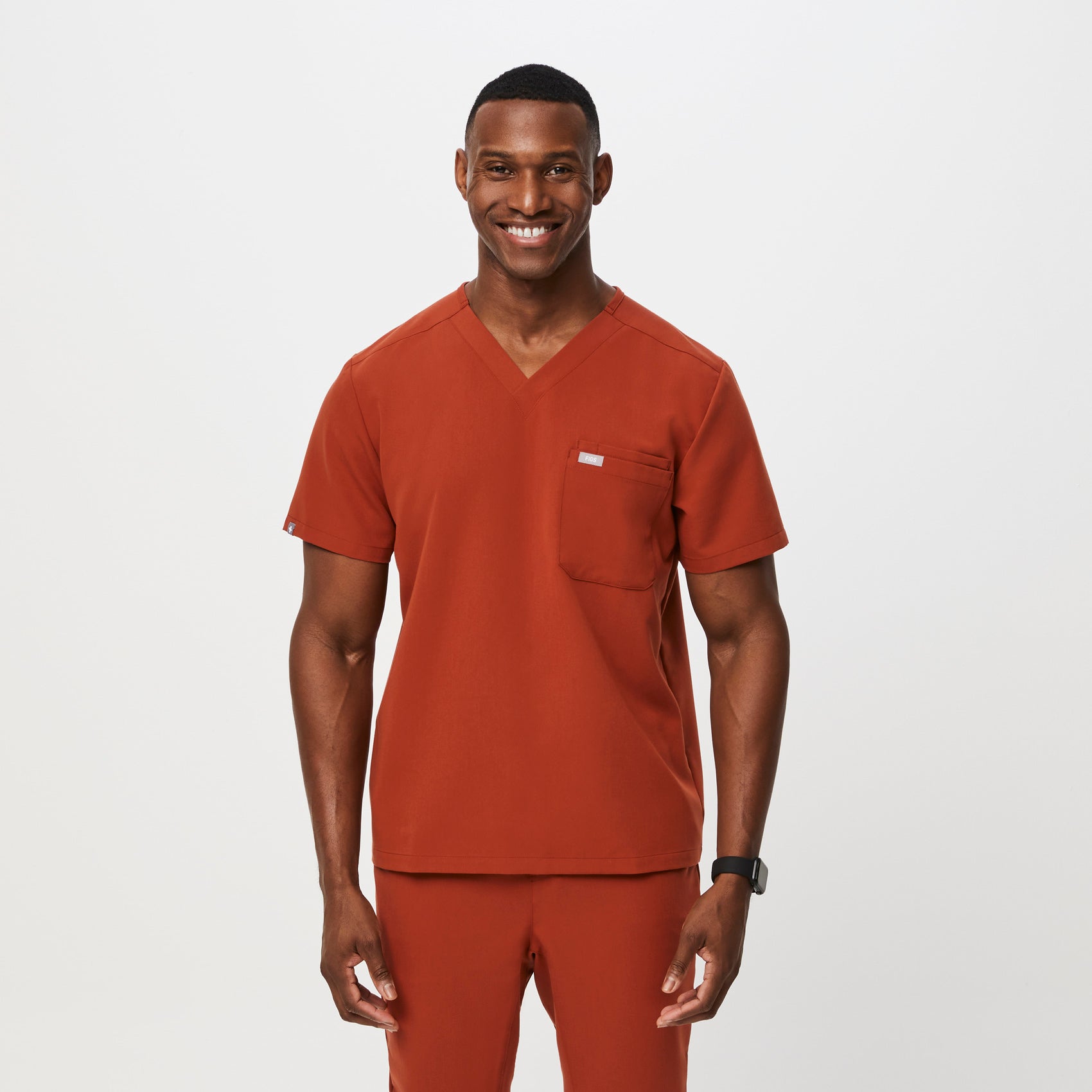 https://cdn.shopify.com/s/files/1/0139/8942/files/Q4_2022_10_AUBURN_LEON_M_TERRANCE_23912.jpg?v=1694035097