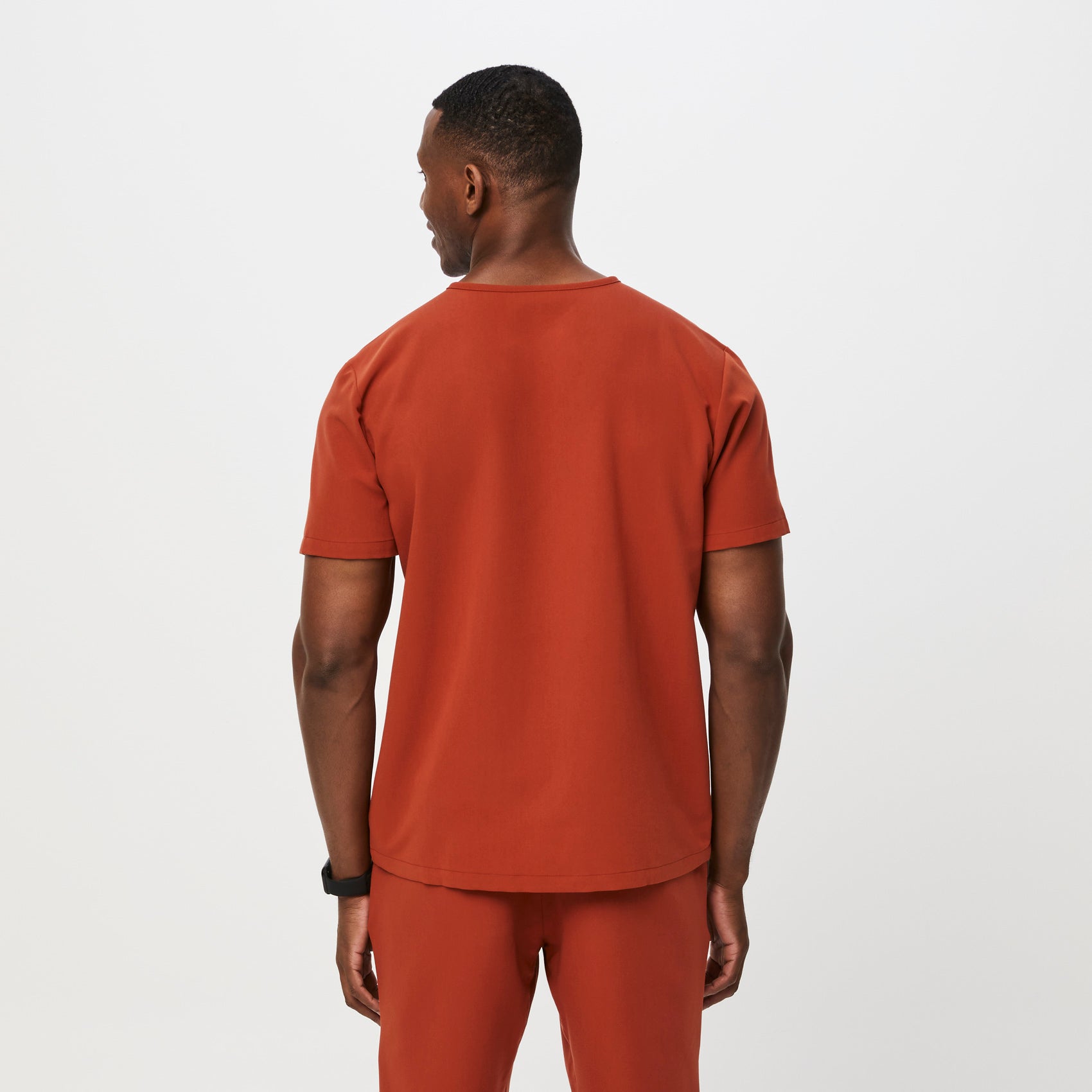 https://cdn.shopify.com/s/files/1/0139/8942/files/Q4_2022_10_AUBURN_LEON_M_TERRANCE_23922.jpg?v=1693590820