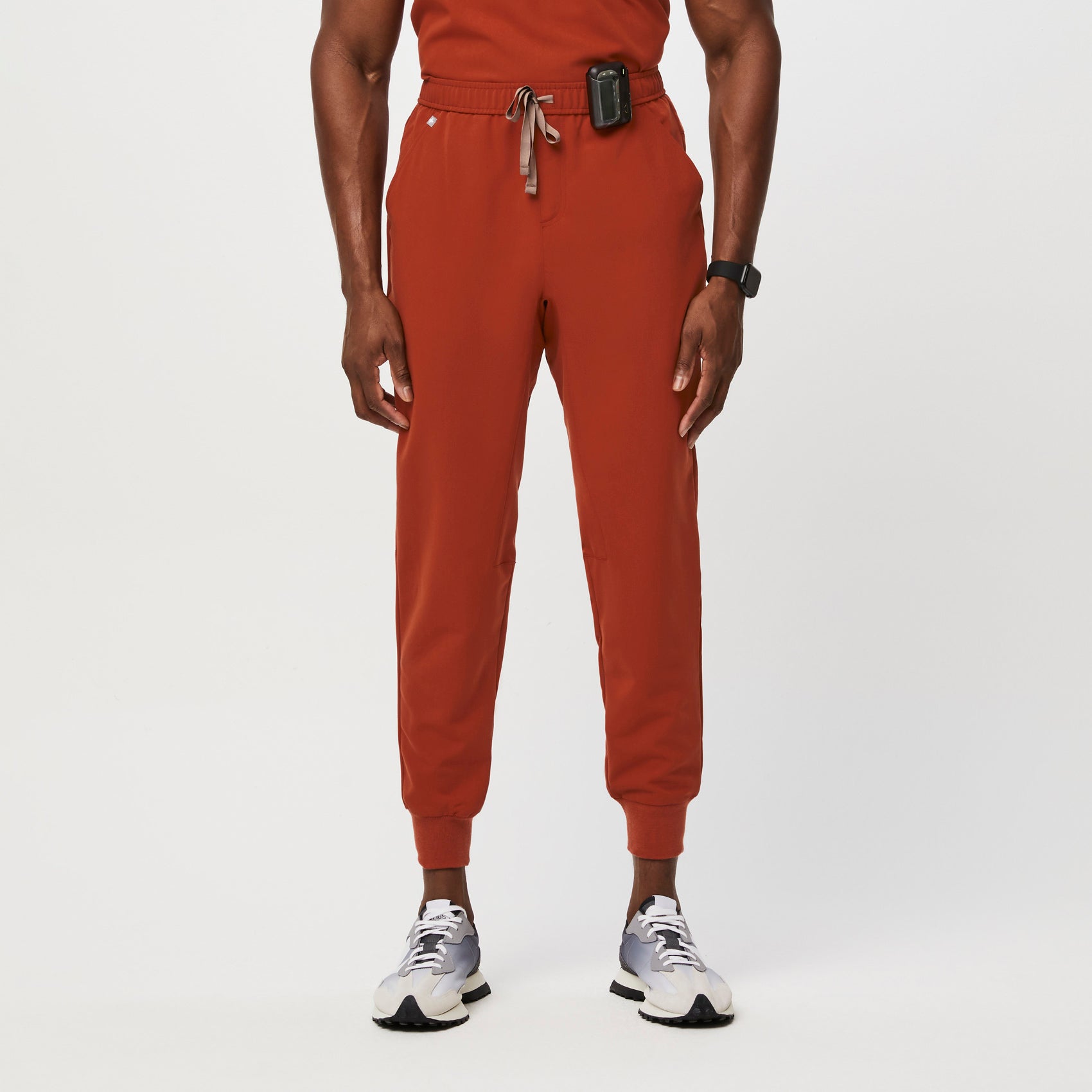 https://cdn.shopify.com/s/files/1/0139/8942/files/Q4_2022_10_AUBURN_TANSEN_M_TERRANCE_23955.jpg?v=1693591305