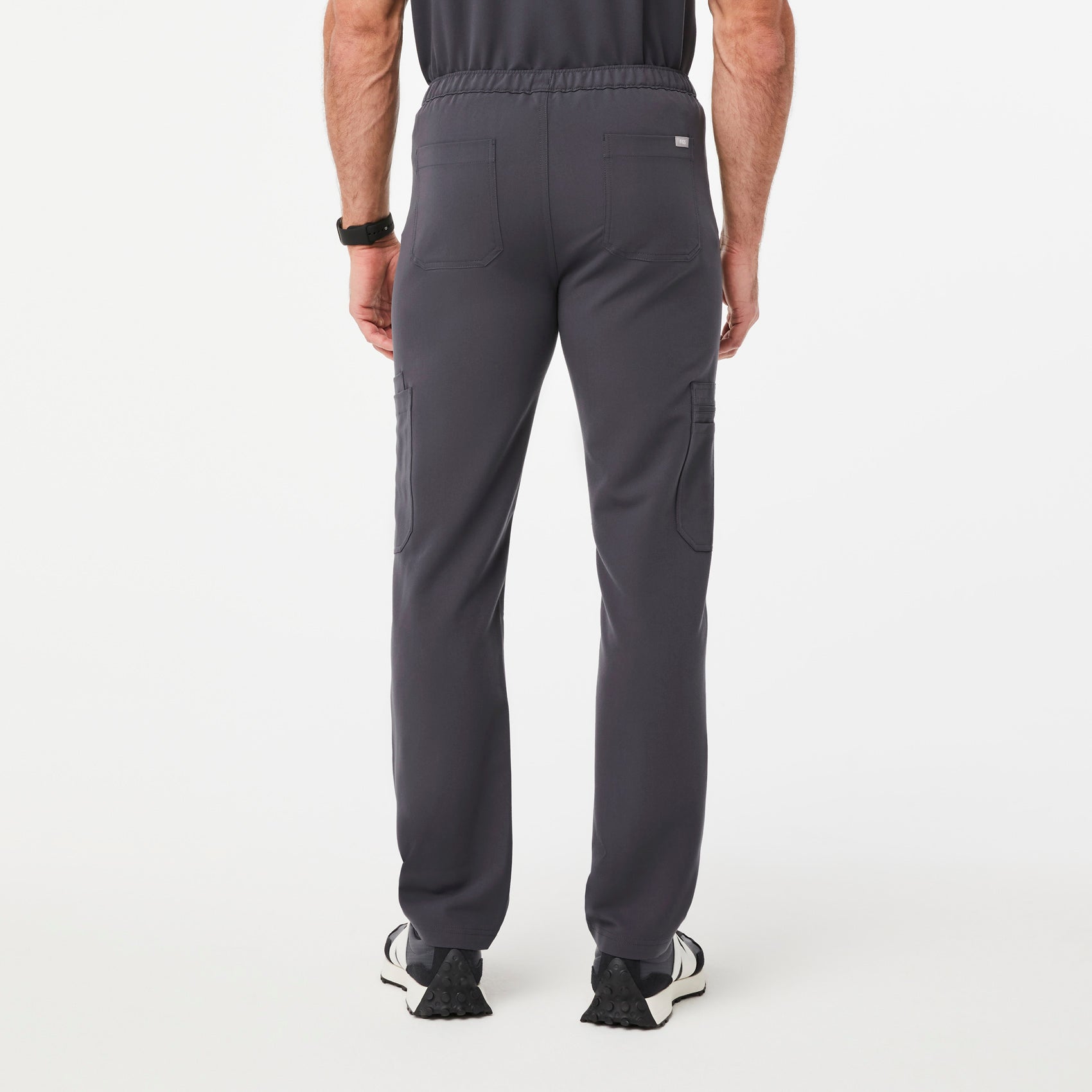 Men's Cairo Cargo Scrub Pants™ Charcoal · FIGS