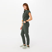 https://cdn.shopify.com/s/files/1/0139/8942/files/Q4_2023_11_MOSS_RAFAELAJUMPSUIT_FULLBODY4_W_MELANIE_895.jpg?v=1705439337