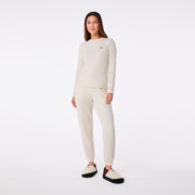 https://cdn.shopify.com/s/files/1/0139/8942/files/Q4_2024_10_ANTIQUEWHITE_WAFFLECREWNECK_CHARO_647.jpg?v=1733420880