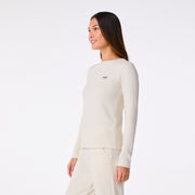 https://cdn.shopify.com/s/files/1/0139/8942/files/Q4_2024_10_ANTIQUEWHITE_WAFFLECREWNECK_CHARO_664.jpg?v=1733420880