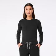 https://cdn.shopify.com/s/files/1/0139/8942/files/Q4_2024_10_BLACK_RIBBEDUNDERSCRUB_CHARO_894.jpg?v=1731960704