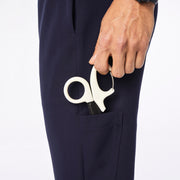 https://cdn.shopify.com/s/files/1/0139/8942/files/Q4_2024_10_NAVY_SANFORDSLIMTAPEREDPANT_SCOTT_3014_5e23e993-f736-442a-aa4f-134c97b2972a.jpg?v=1730846640