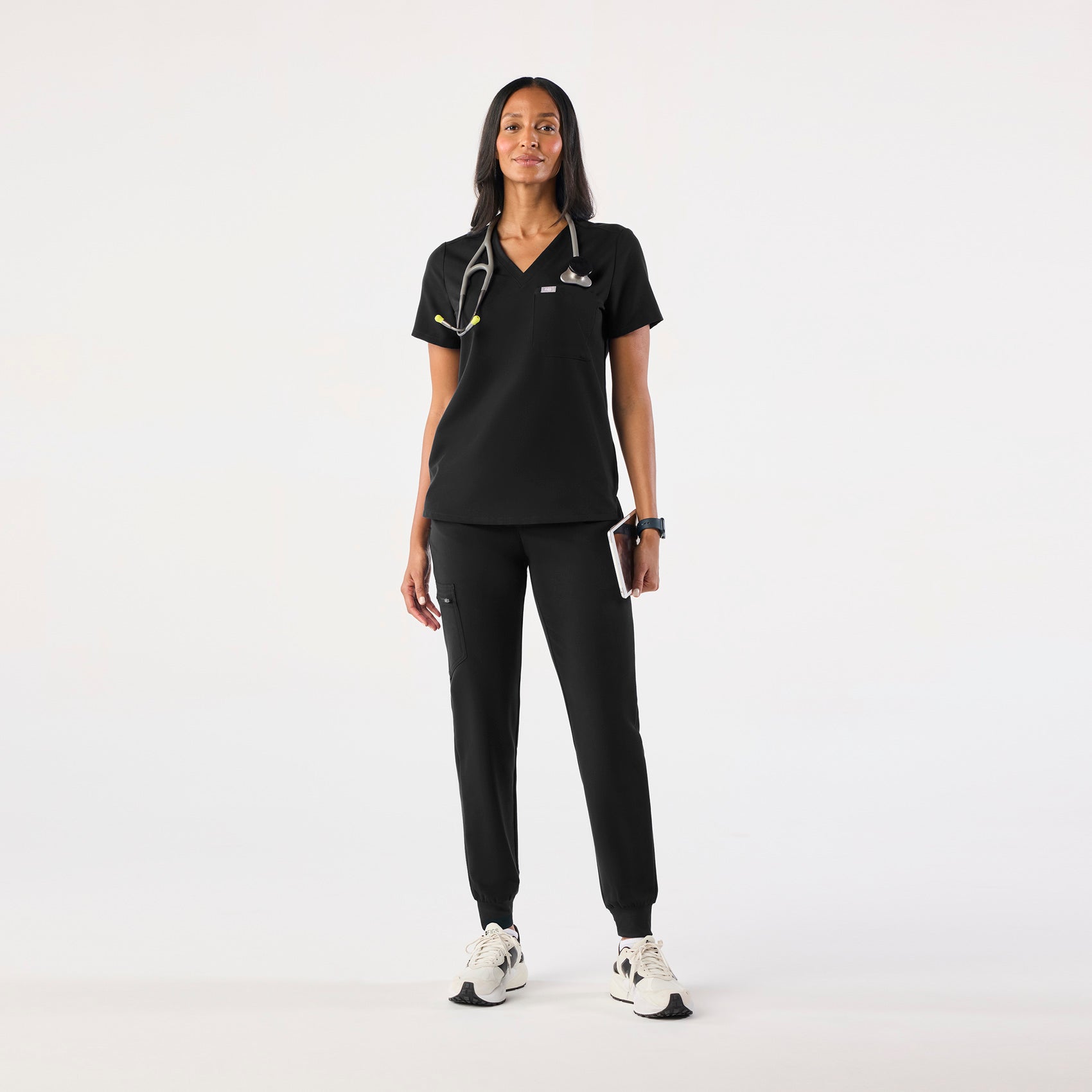 Women's Black Scrubs | FIGS