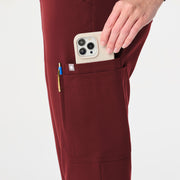 https://cdn.shopify.com/s/files/1/0139/8942/files/Q4_2024_11_BURGUNDY_HWDOWA_MELANIE_0913_fd8be6f4-406c-435a-8152-79154c7b10d7.jpg?v=1734025199
