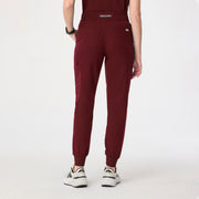 https://cdn.shopify.com/s/files/1/0139/8942/files/Q4_2024_11_BURGUNDY_HWUMANJOGGER_MELANIE_1012.jpg?v=1734027493