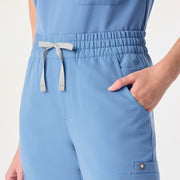 https://cdn.shopify.com/s/files/1/0139/8942/files/Q4_2024_11_CEILBLUE_HWUMANJOGGER_MELANIE_0343.jpg?v=1734029708