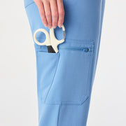https://cdn.shopify.com/s/files/1/0139/8942/files/Q4_2024_11_CEILBLUE_HWUMANJOGGER_MELANIE_0363.jpg?v=1734029708