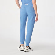 https://cdn.shopify.com/s/files/1/0139/8942/files/Q4_2024_11_CEILBLUE_UMANJOGGER_MELANIE_0267.jpg?v=1734030821