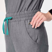 https://cdn.shopify.com/s/files/1/0139/8942/files/Q4_2024_11_GRAPHITE_HWDOWA_MELANIE_1082_8a14d7df-e4f3-43ca-bf1a-d0279f489bf0.jpg?v=1734025835