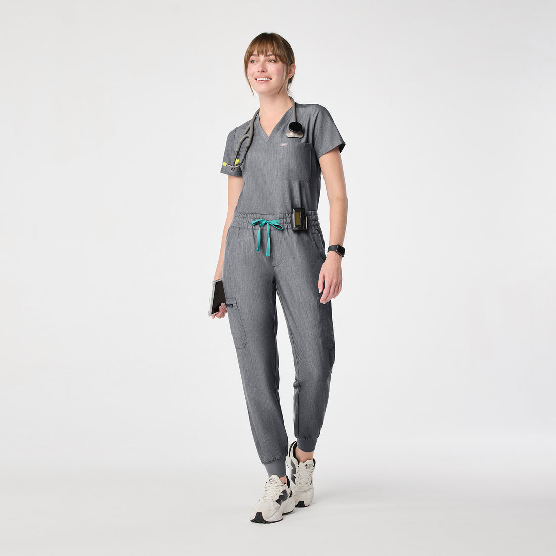 Women’s Uman Jogger Scrub Pant - Graphite · FIGS