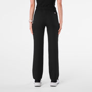 https://cdn.shopify.com/s/files/1/0139/8942/files/Q4_2024_12_BLACK_DAVIAHW_MADI_2536.jpg?v=1736358630
