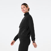 https://cdn.shopify.com/s/files/1/0139/8942/files/Q4_2024_12_BLACK_SYDNEY2_0_MADI_1110.jpg?v=1738806833