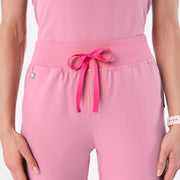 https://cdn.shopify.com/s/files/1/0139/8942/files/Q4_2024_12_CHALKPINK_HWZAMORA_MADI_1415.jpg?v=1739903774