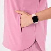 https://cdn.shopify.com/s/files/1/0139/8942/files/Q4_2024_12_CHALKPINK_MONTEX_MADI_2202.jpg?v=1739903674