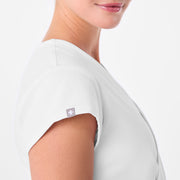 https://cdn.shopify.com/s/files/1/0139/8942/files/Q4_2024_12_OPTICWHITE_TIVOLISLIM_MADI_880.jpg?v=1736360643