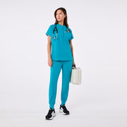 https://cdn.shopify.com/s/files/1/0139/8942/files/Q4_2024_12_TEAL_MONTEX_CHARO_1252.jpg?v=1739903536