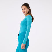 https://cdn.shopify.com/s/files/1/0139/8942/files/Q4_2024_12_TEAL_SALTA_CHARO_1383.jpg?v=1736361725
