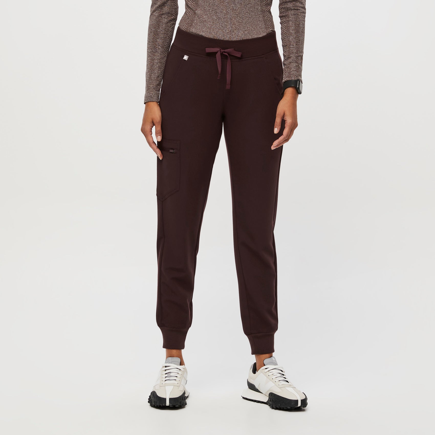 https://cdn.shopify.com/s/files/1/0139/8942/files/Womens-BestSellerKit-Espresso-6.jpg?v=1695939655