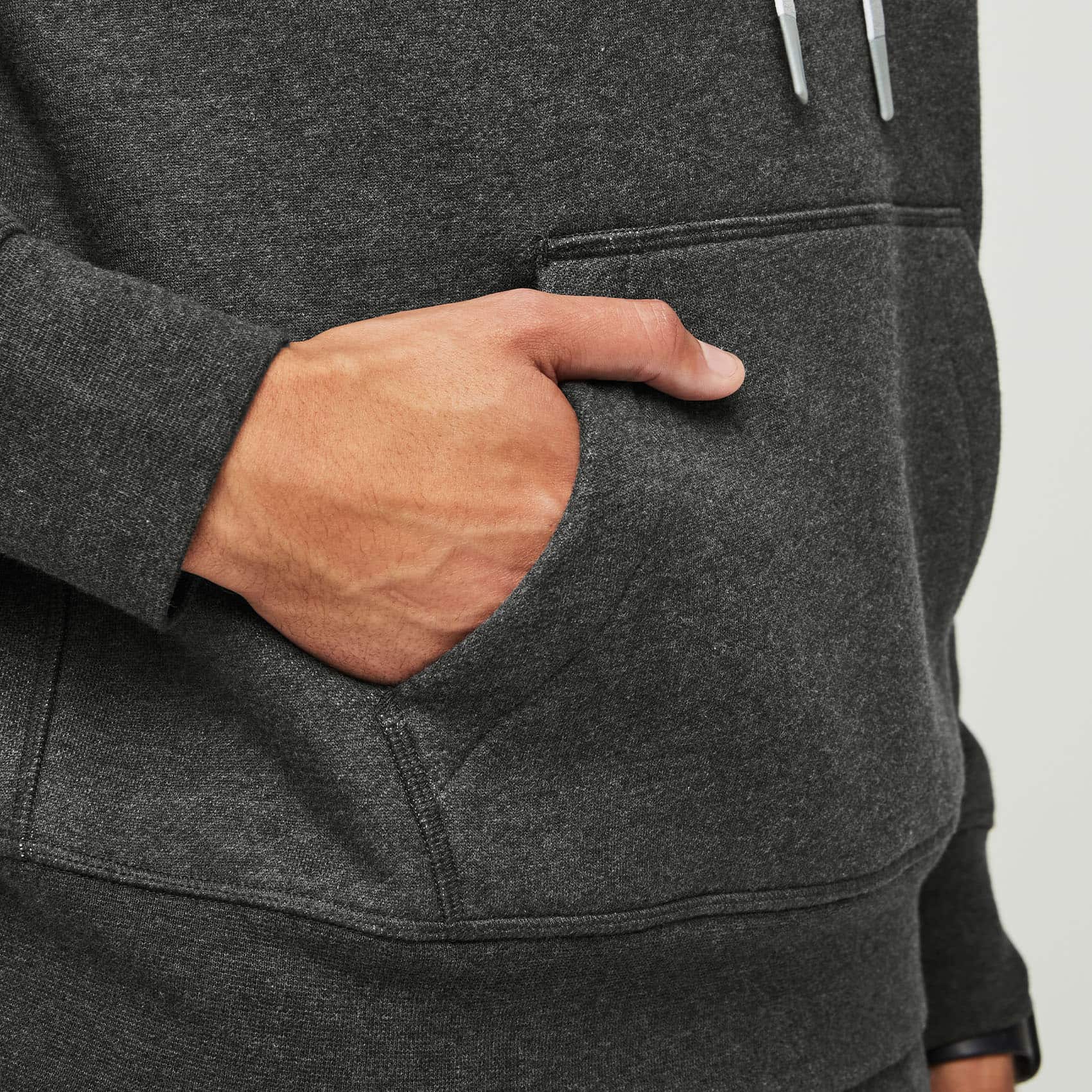 https://cdn.shopify.com/s/files/1/0139/8942/products/Men-Off-Shift-Loungewear-Sweatshirt-HTR-charcoal-6.jpg?v=1646100026