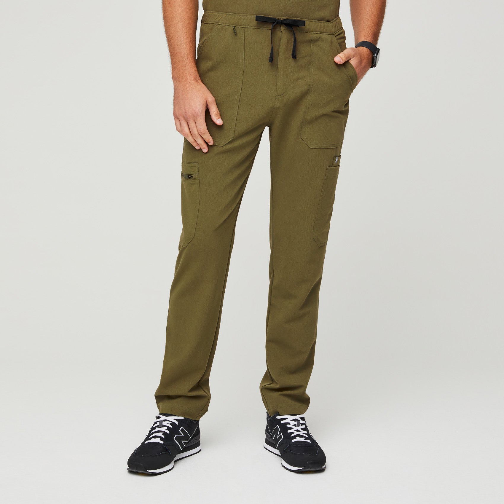 Men’s Slim Cairo™ Cargo Scrub Pants · FIGS